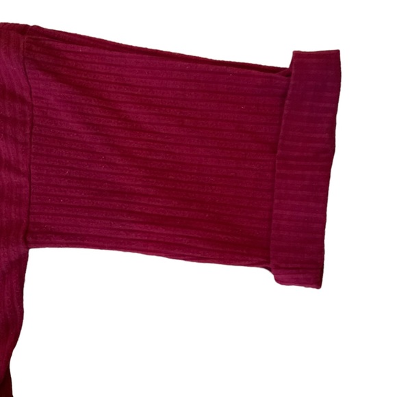 Forever 21 Crop Top Maroon Boxy Three Quarter Sleeves Round Neck Size Medium - Picture 4 of 6